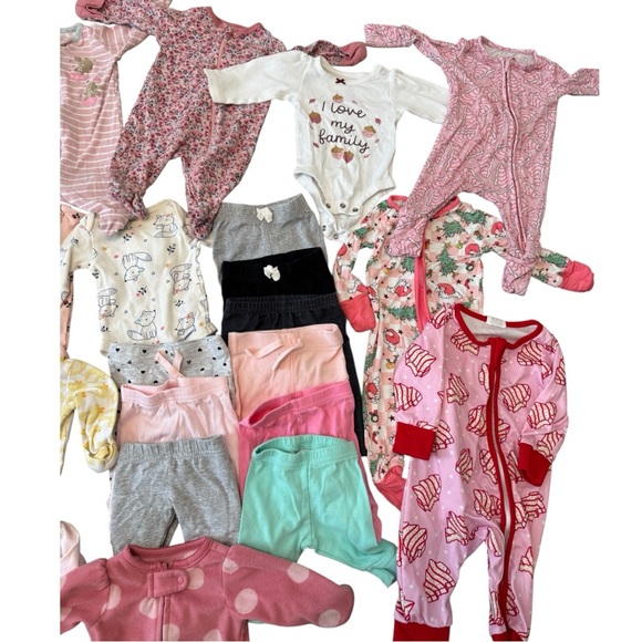 Baby Girl Clothing Bundle - Picture 13 of 16